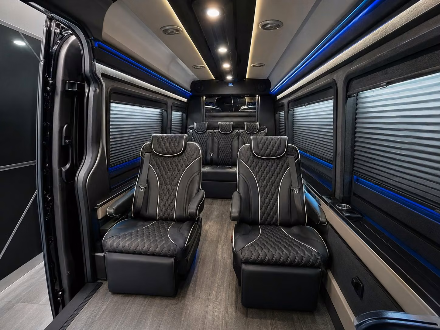 these torrance airport transfers work for every type of group